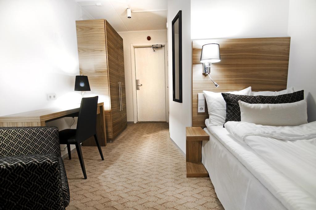 Hotell Fjaellet Björkliden Oda fotoğraf